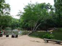 เที่ยวคลายร้อนที่อุทยานแห่งชาติน้ำตกเจ็ดสาวน้อย🌿🪨
