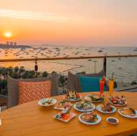 Hilton Pattaya โรงแรมฮิลตัน พัทยา 