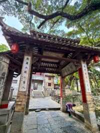 Xingning Temple: A Riverside Sanctuary for Blessings