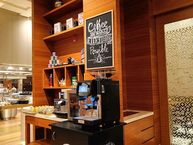 "DoubleTree JB: Where Luxury Meets Warm Hospitality in the Heart of the City"