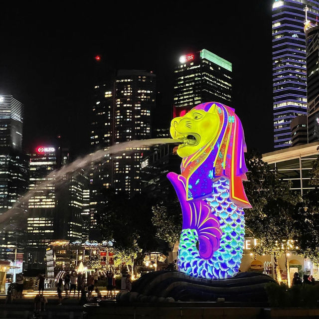 Merlion Park: Singapore’s Iconic Symbol of Heritage & Modernity