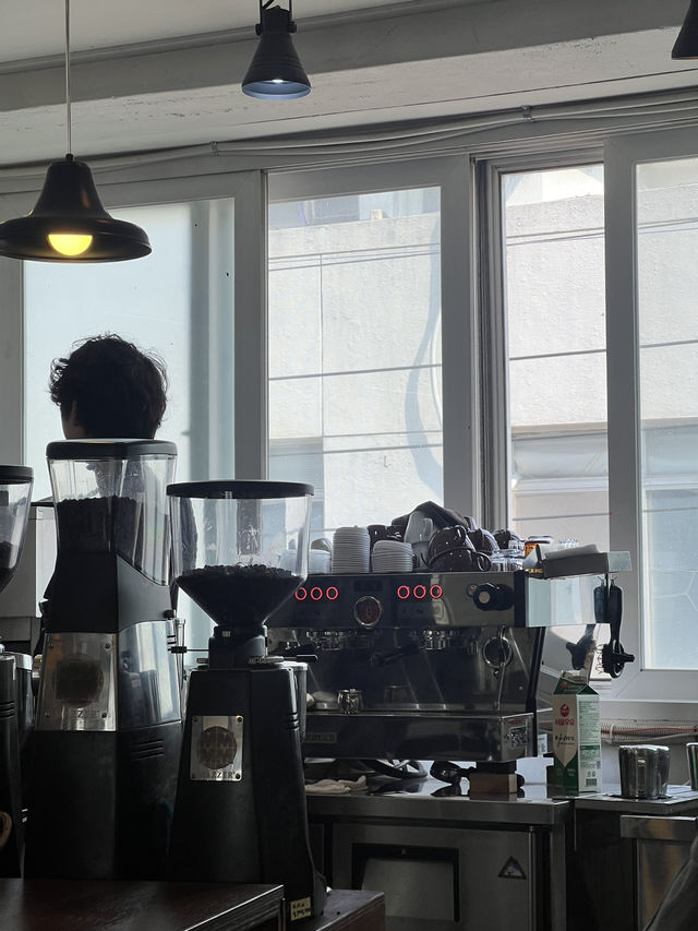 Manufact Coffee สาขา Yeonhui