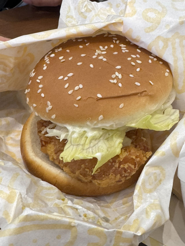 충장로 숨은 버거 맛집, 맘스터치 2층에 있다?