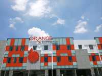 "1 Orange Hotel Sepang:The Budget Pit Stop Near KLIA"