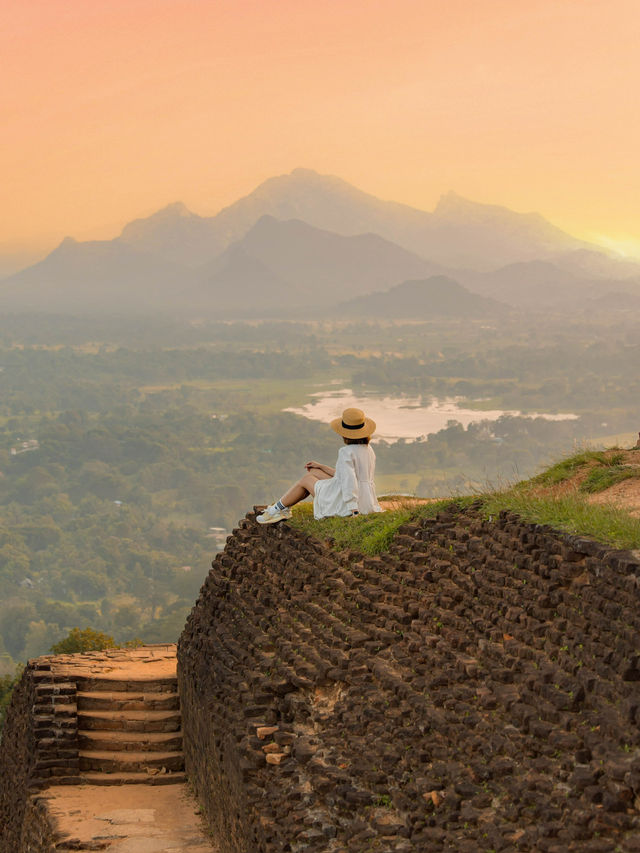 Sigiriya พระราชวังลอยฟ้า อนุสรณ์สถานเมืองคนบาป🇱🇰