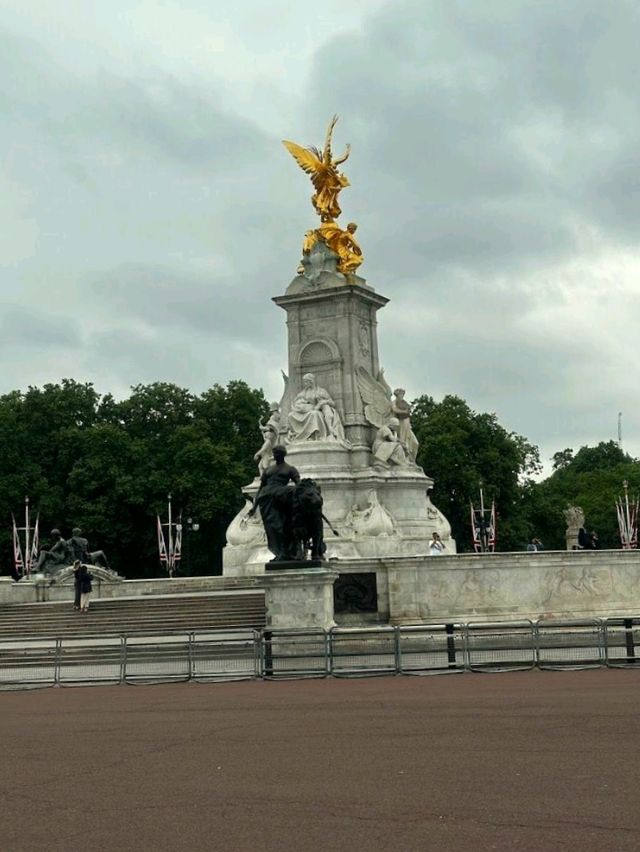 Buckingham Palace