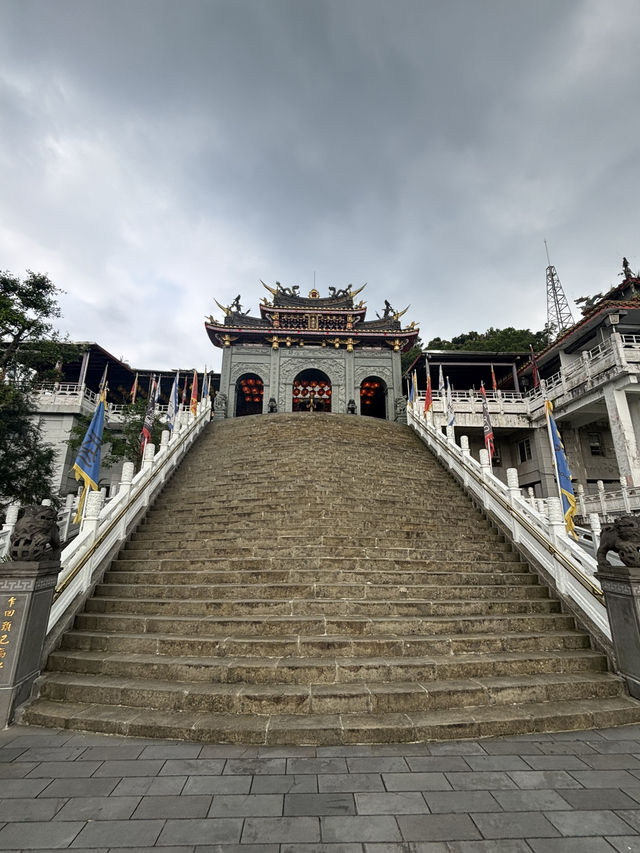 登高驅瘴氣，端午訪仙境——指南宮初夏遊記