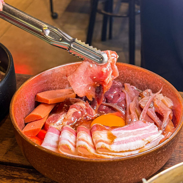 ทองเหลือง หมูกระทะ