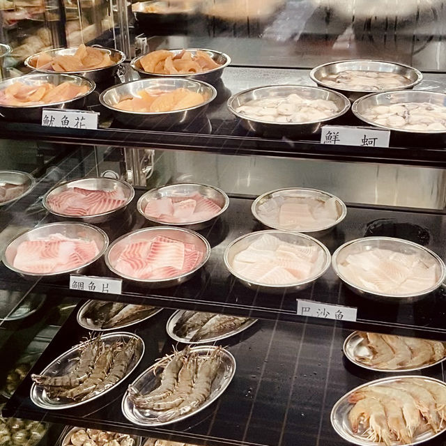 🎋端午連假聚餐來吃台味爆香石頭火鍋 🍲