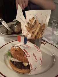 🥩🎹 Entrecôte – A Taste of Paris (or La La Land) in Melbourne