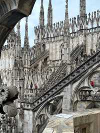 ⛪ “Stone That Reaches Sky: A Morning at Milan Cathedral”