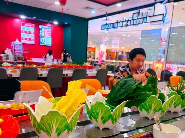 พากินบุฟเฟ่ต์สุกี้หมาล่าที่สุกี้นางพญา