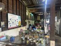 ก๋วยเตี๋ยวป้าติ๊ดหมูเลียง ท่าใหม่