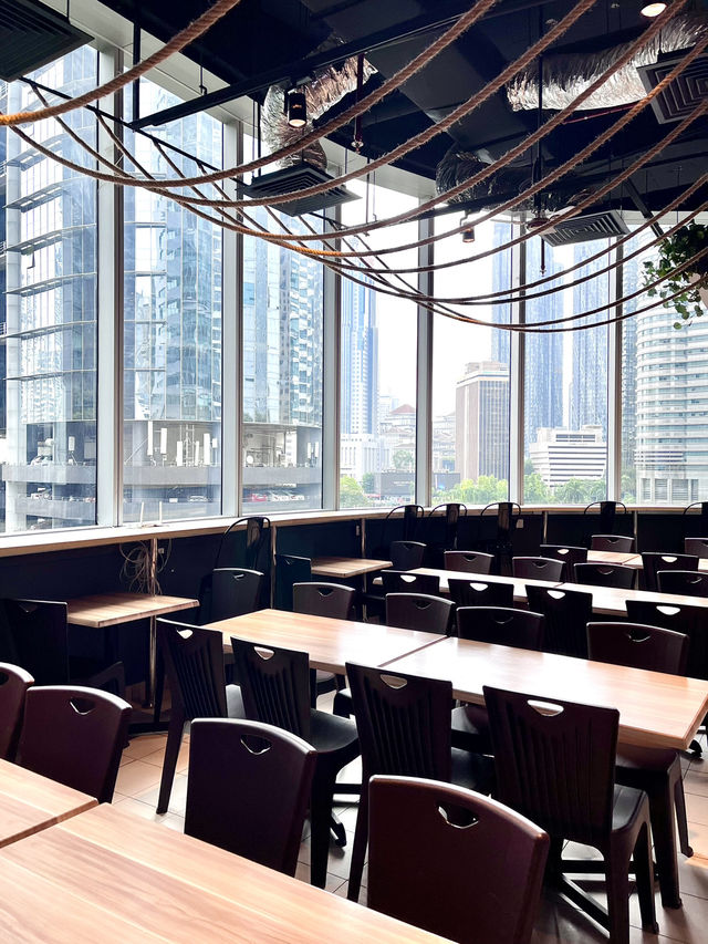 Discover Authentic Malaysian Flavours at Dine & Delight Foodcourt KL 