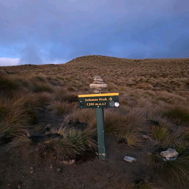 Isthmus Peak Track