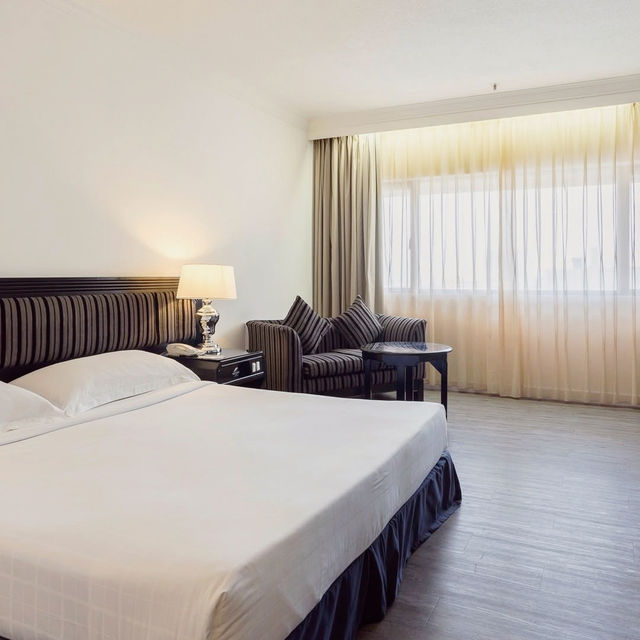 A Coastal Escape with Panoramic Views