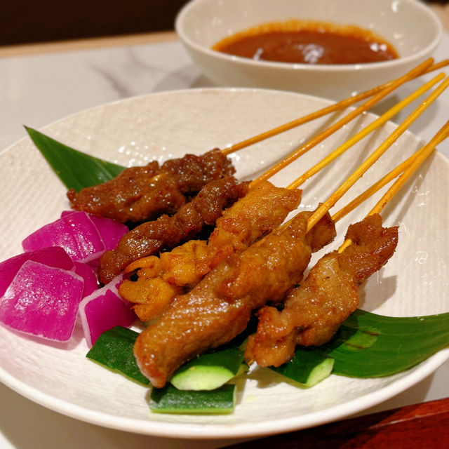 Chatterbox Cafe 文華海南雞表表姐 