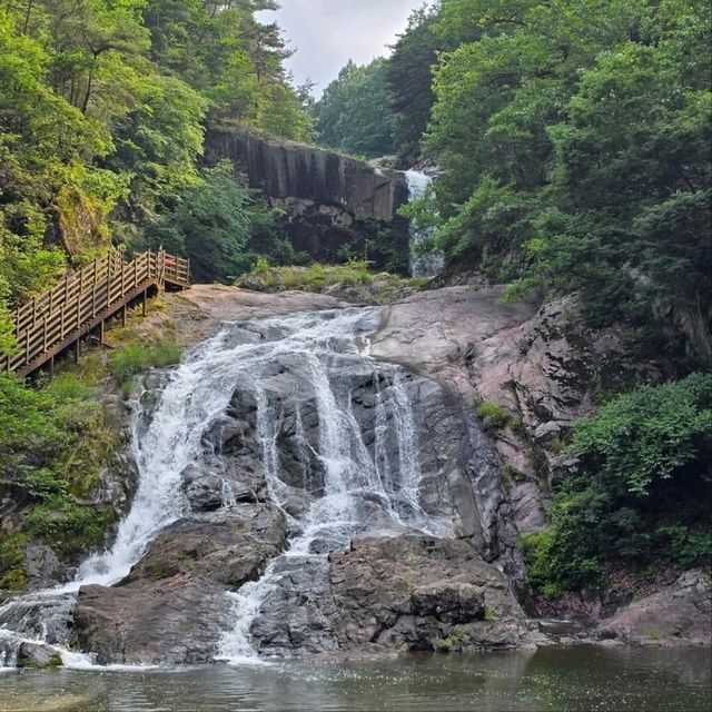 Hidden Waterfall Feels