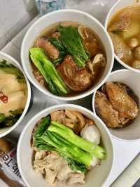 《銅鑼灣款式多多車仔麵》