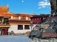 🏔️ Immerse in Tibetan Slow Life at 勒通古镇 (Letong Ancient Town), Litang