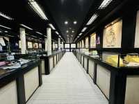 💎นั่งรถไฟเรียนรู้วิธีการขุดอัญมณีที่ Gems Gallery