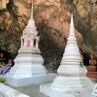 ถ้ำเขาหลวง  เพชรบุรี