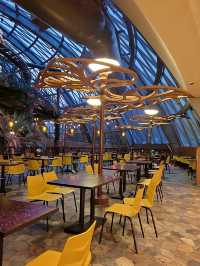 Dinosaur Dine & Chill at Birds of Prey Café