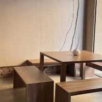 Warden Matcha Bar & Space คาเฟ่มัทฉะสุดเท่ในนครปฐม