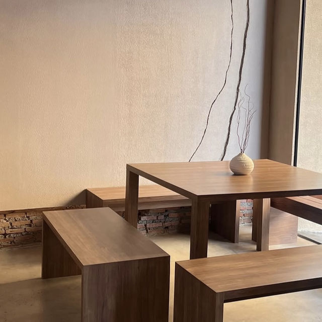 Warden Matcha Bar & Space คาเฟ่มัทฉะสุดเท่ในนครปฐม