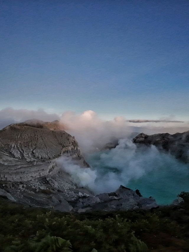 Kawah Ijen (คาวาห์ อีเจียน)