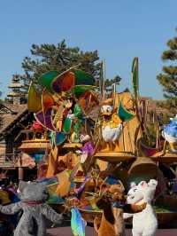 Step Into the Magic: Explore Tokyo Disneyland