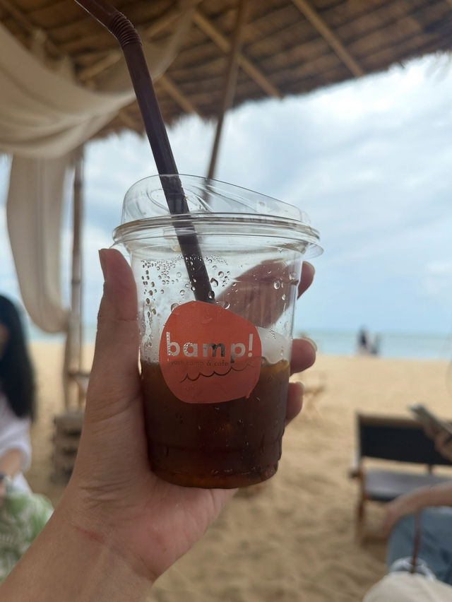 BAMP! Beach Camp & Cafe –  คาเฟ่แคมป์โบโฮ