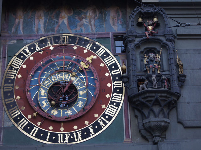 🕰️ Timeless Charm at Zytglogge Tower – A Glimpse into Bern’s Past