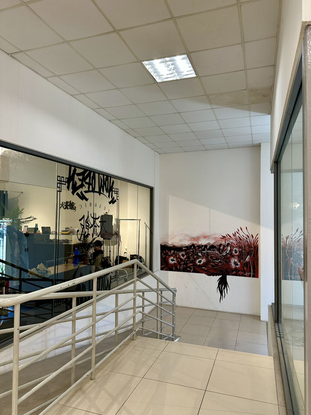 Skip the Mall Madness—Get Lost in GMBB’s Creative World
