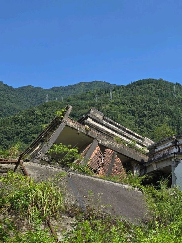 5·12汶川特大地震映秀震中紀念館 🕯😟