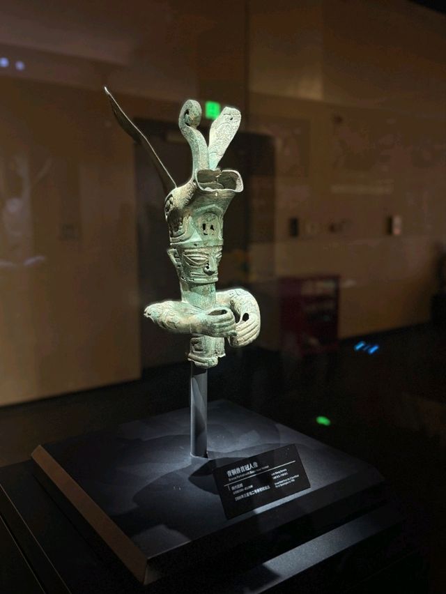 走進三星堆✨️闖入一場穿越三千年的夢。