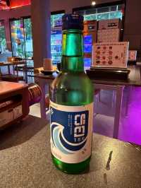 “광안리 바다의 소리보다 더 설레는 건 이 한 상, ‘소중대’의 차돌육회 한 상차림.