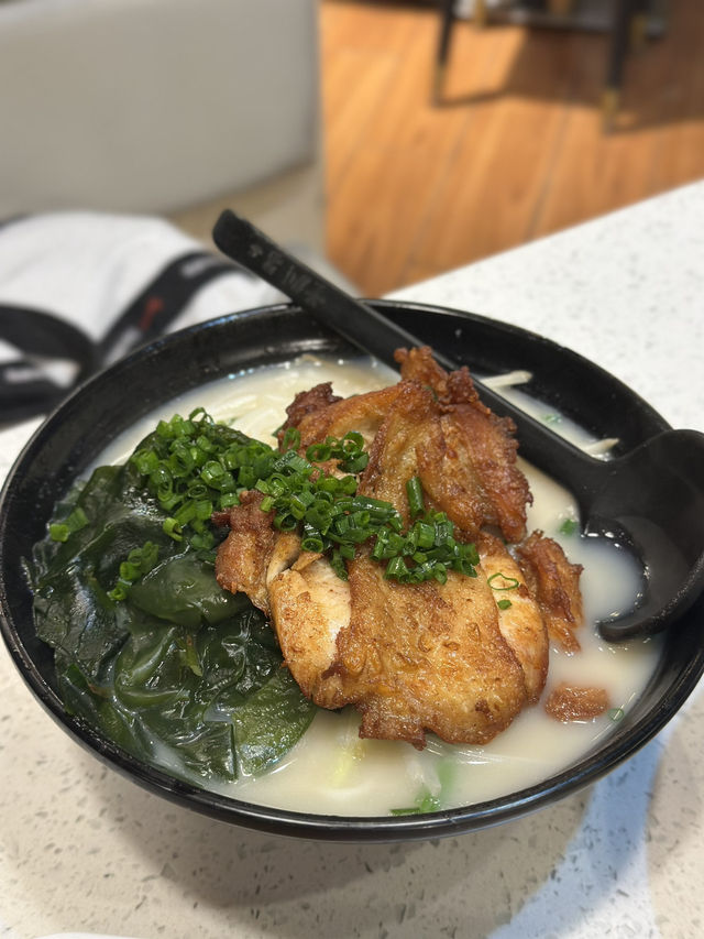 朗屏足料米線 朗屏足料米線
