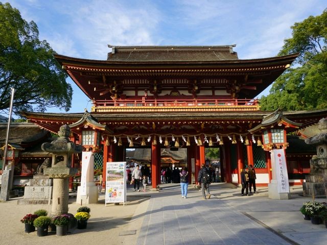 ไหว้พระ + ช้อปเพลิน ที่วัดโทโชจิ ฟุกุโอกะ 🌸 ไหว้พระ + ช้อปเพลิน ที่วัดโทโชจิ ฟุกุโอกะ 🌸