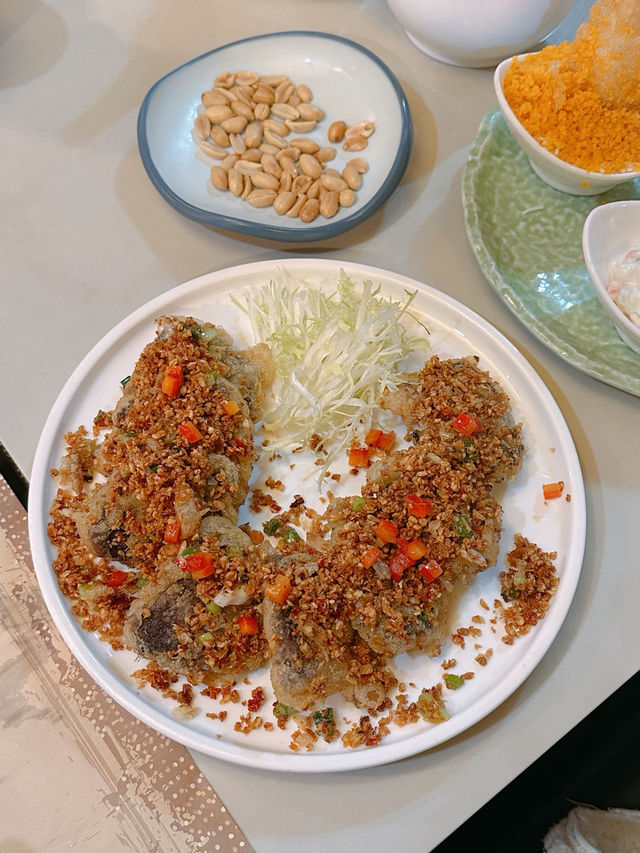 人氣餐廳招牌避風塘辣蟹🦀 人氣餐廳招牌避風塘辣蟹🦀