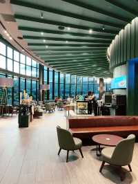 Starbucks Reserve – Coffee in Lush Serenity