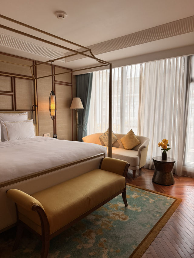 Pampering Stay at Grand Mercure Hanoi Pampering Stay at Grand Mercure Hanoi