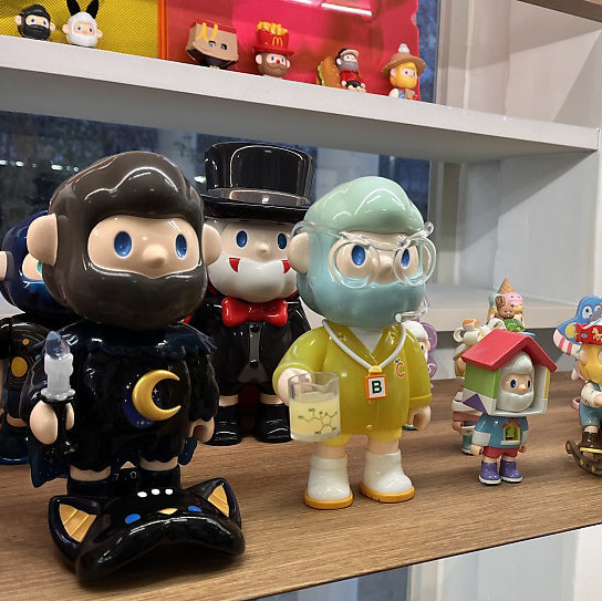 🧸ソウル弘大の見どころアートライトトイ | Trip.com 弘大