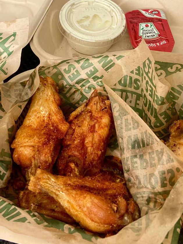 🇺🇸 美西日記04飆股雞翅天花板「Wing Stop 」