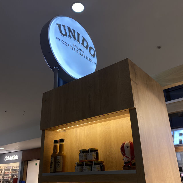 【パナマ】トクメン国際空港内のパナマ定番カフェ☕️