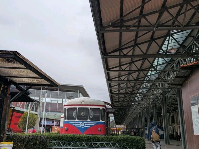 ラパス、中央駅前