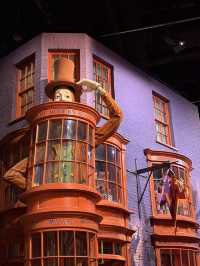 Tokyo or Hogwarts??