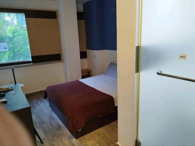 “Compact Convenience: Friendly Stays by Farrer Park MRT”
