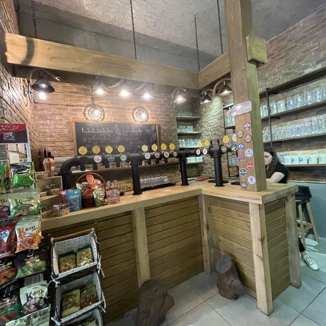 【ジョージア🇬🇪/ビールの量り売り🍺専門店】