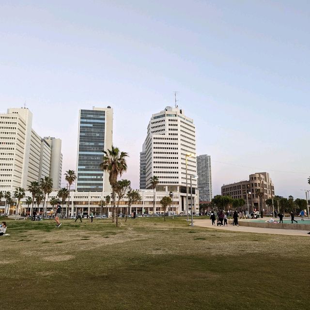 Charles Clore park and beach in Tel Aviv 